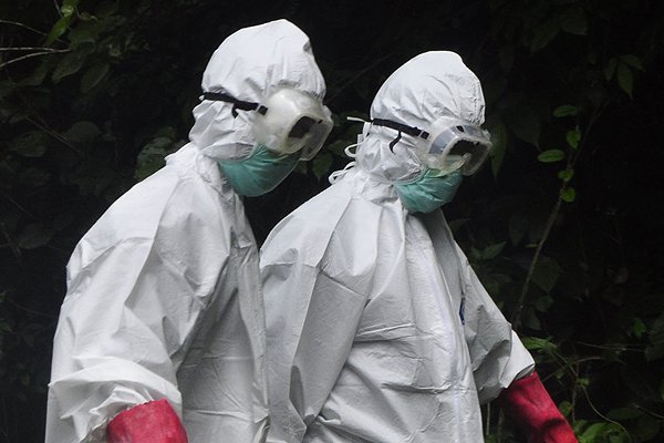 Enfermo de ébola en Nueva York está estable y bajo cuidados intensivos