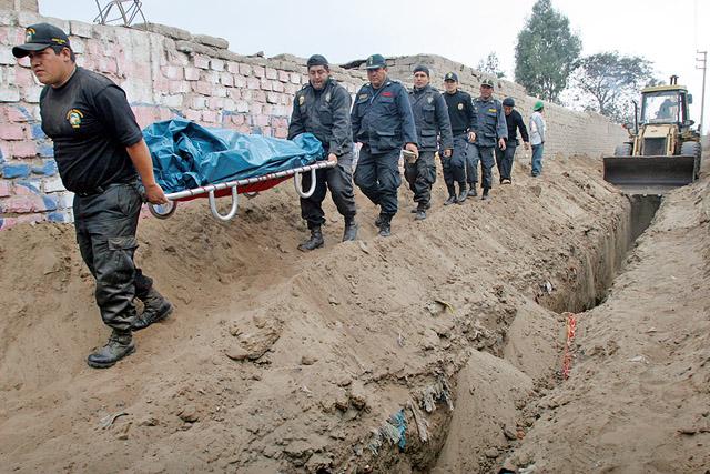 Tres personas mueren mientras trabajaban en obras de alcantarillado en Perú