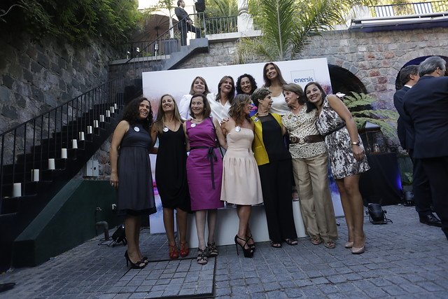 Grupo Enersis entregó distinción a 12 destacadas mujeres de nuestro país