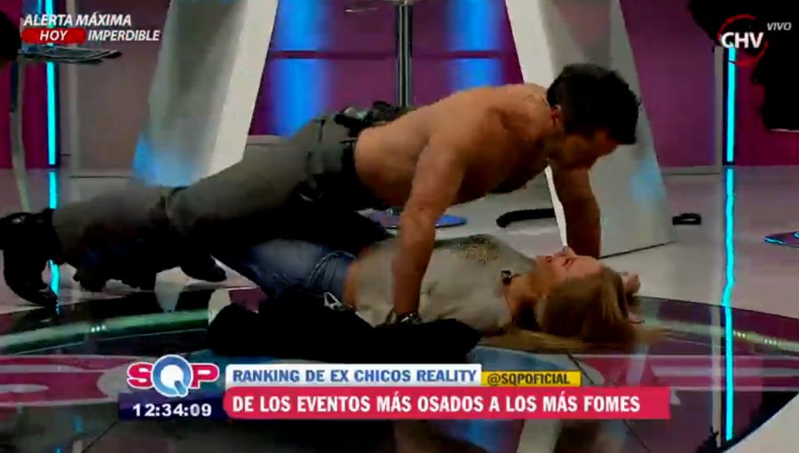 Cristián Sánchez y Kika Silva protagonizan baile erótico en SQP