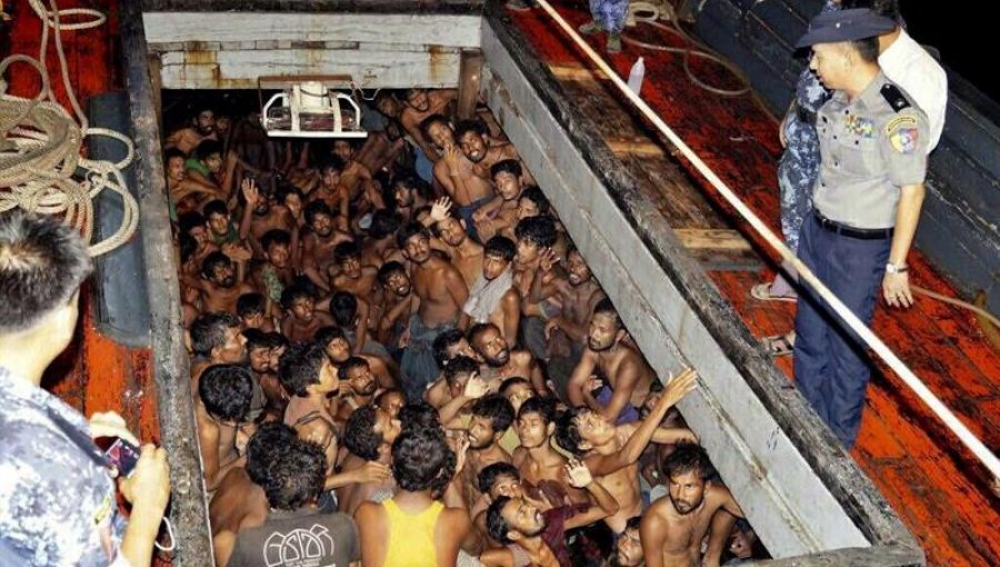 Más de 2.600 inmigrantes están a la deriva en aguas de Sudeste Asiático