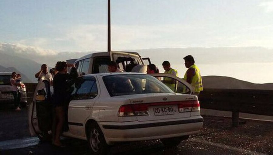 Carabinera atropella y mata a hombre a orilla de camino: Víctima revisaba vehículo con su chaleco reflectante