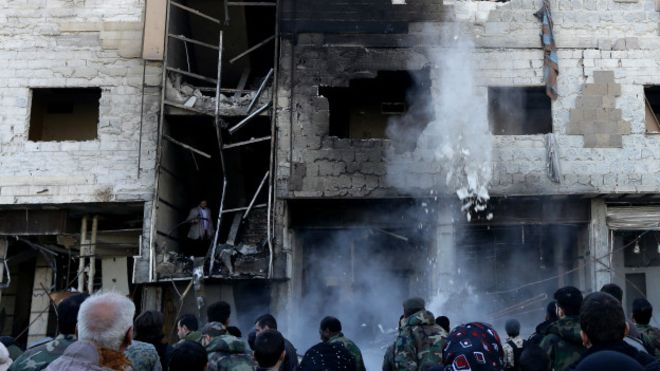 Siria: Al menos 50 muertos en atentado reivindicado por Estado Islámico