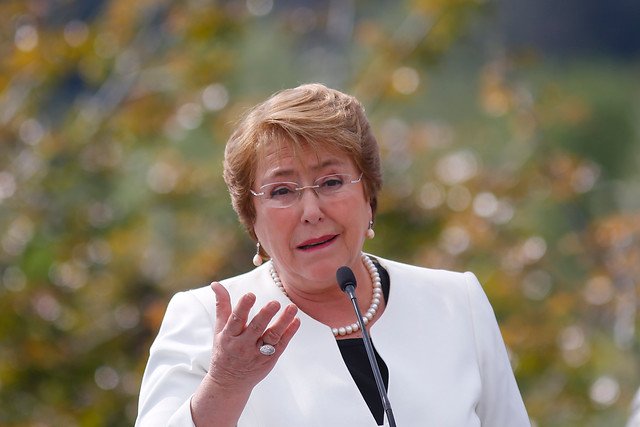 Presidenta Bachelet: "Estamos siempre abiertos a reconocer nuestros fallos"