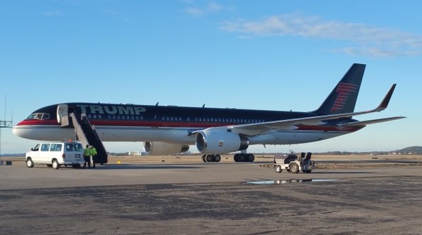 EE.UU.: El avión privado de Trump aterriza de emergencia en Nashville
