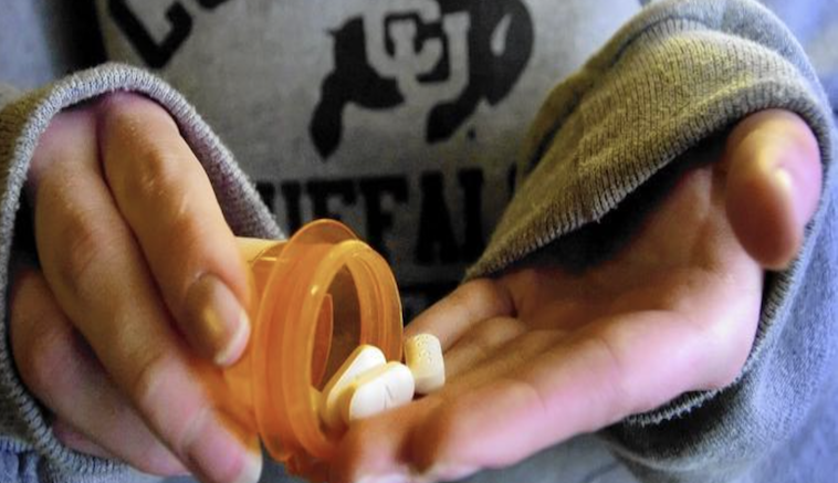 Alerta en USA: Doce muertos por tomar analgésicos falsificados con alto contenido de un narcótico sintético