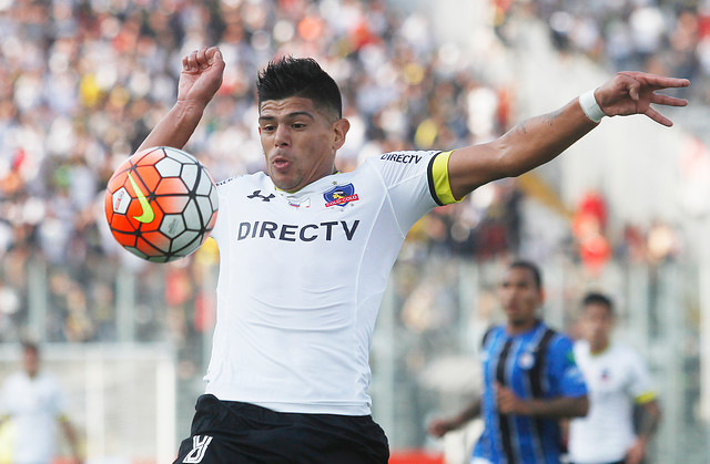 Esteban Pavez: "Si no me voy a un fútbol competitivo me quedó feliz en ColoColo"