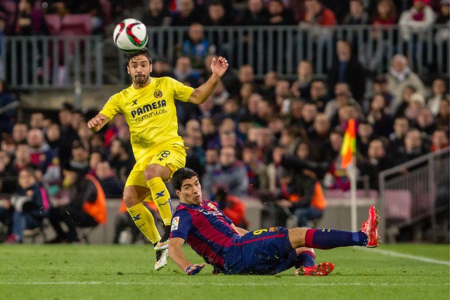 Villarreal dio el primer golpe en semifinales de Europa League