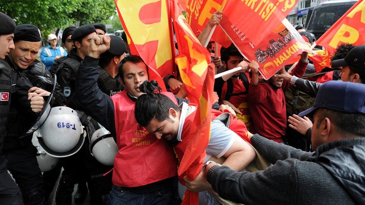 Un muerto deja manifestaciones del día del trabajador en Turquía