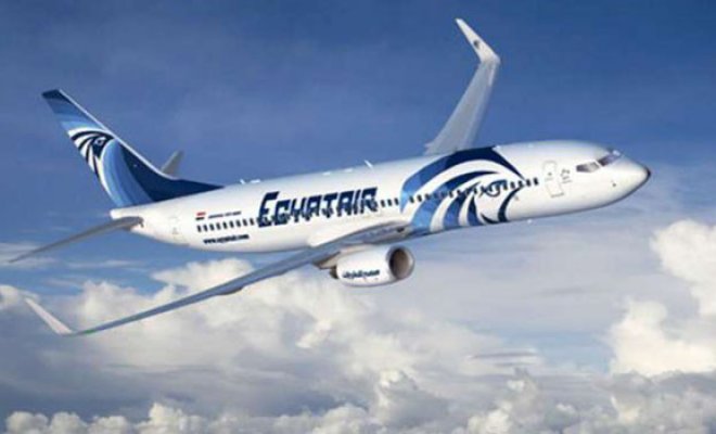 Avión de EgyptAir: Hallan una de las cajas negras de aeronave siniestrada