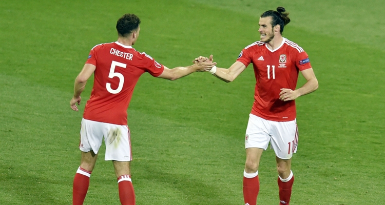 Eurocopa: Gales e Irlanda del Norte, con la mira en cuartos