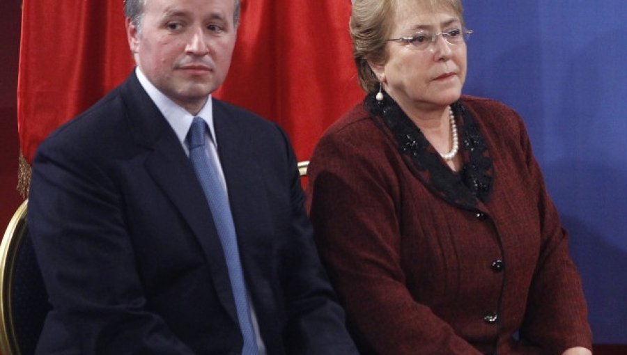 Exministro de Bachelet declara como imputado por cohecho y negociación incompatible