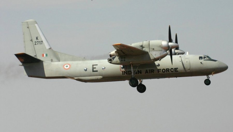 Desaparece avión de la Fuerza Aérea India con 29 personas