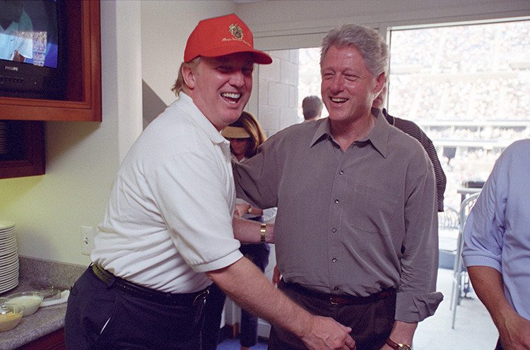 Revelan fotos inéditas que muestran a Donald Trump y Bill Clinton como grandes amigos