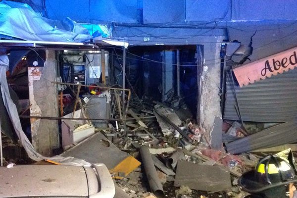 Explosión en Recoleta deja 7 locales afectados
