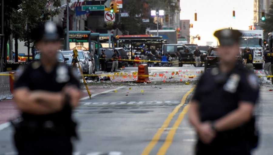 Así quedó la calle donde explotó una bomba en Manhattan