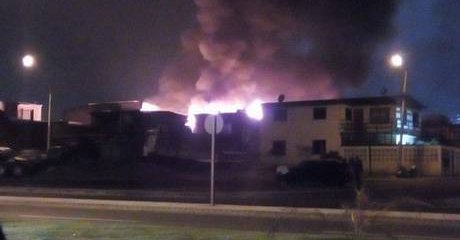 Incendio en Antofagasta consume 4 casas y deja una víctima fatal