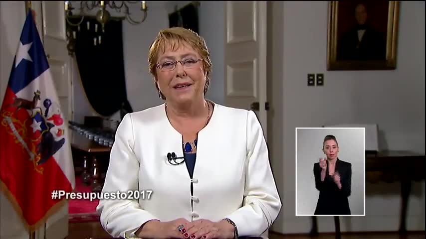 Bachelet dijo que 8 de cada 10 pesos será para Educación, Salud y Seguridad el 2017