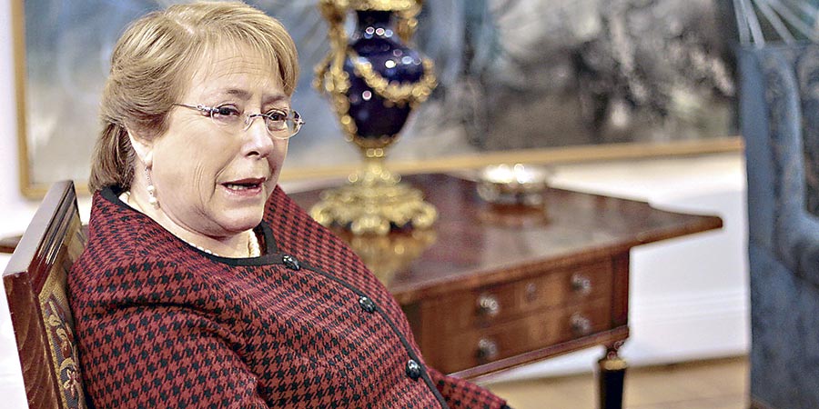Michelle Bachelet retira querella contra revista Que Pasa