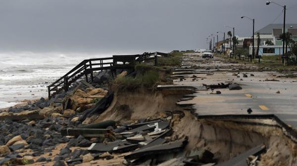 Ascienden a cinco los muertos en Florida por el paso del Huracán Matthew