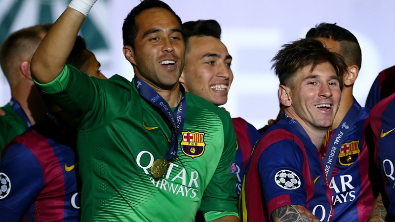 Bravo vuelve al Camp Nou ahora por la Champions: "Messi es mágico y distinto"
