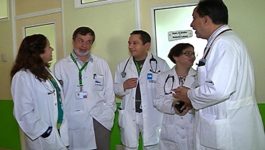 Masiva renuncia de médicos en hospital de Rancagua