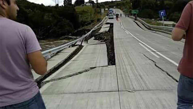 Primeros Videos del Terremoto 7,6 grados en Chiloé