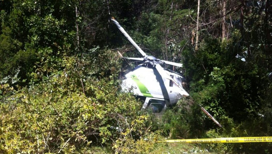 Helicóptero capotó en el Maule: Pertenecía a la Conaf y trabajaba en incendio forestal