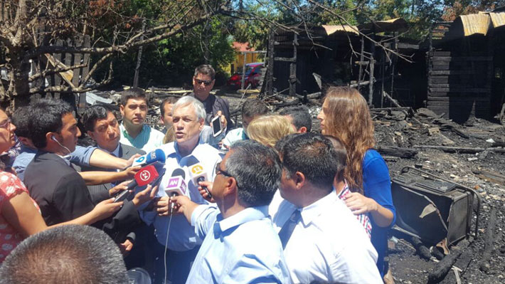 Piñera critica actuar del Gobierno y tilda de "acto terrorista" ataque en Cañete