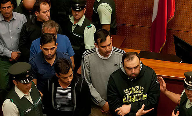 Justicia deja libre a los 17 funcionarios vinculados al "caso fraude" de Carabineros