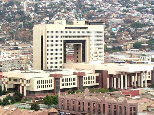 Lagos Weber propone plebiscito a la ciudadanía para definir sede del Congreso Nacional