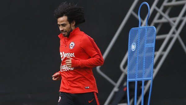 Jorge Valdivia: "Deberían estar preocupados por jugar contra Chile"