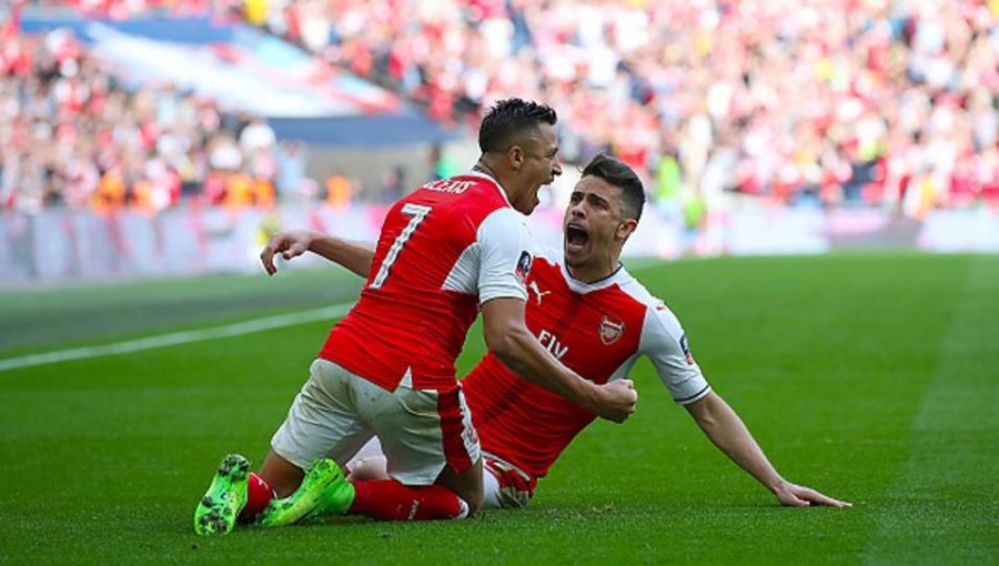 Arsenal de Sánchez choca ante Leicester City en partido clave por la Premier League