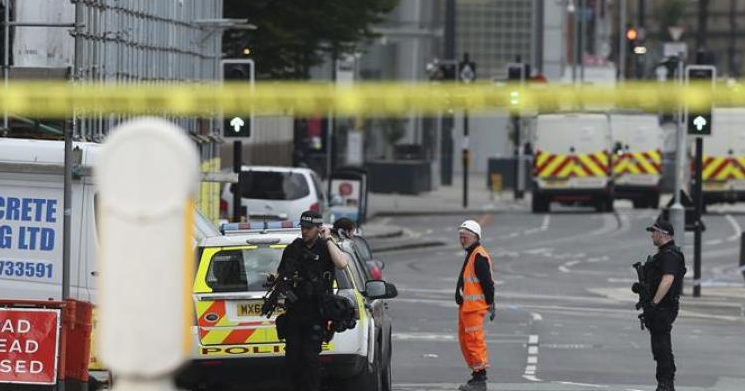 Policía británica detiene a tres nuevos sospechosos tras ataque de Manchester