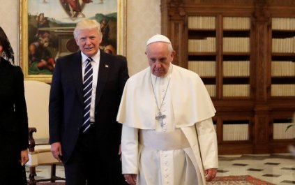 Papa Francisco le pidió a Donald Trump que sea un instrumento de paz