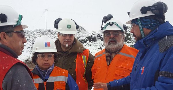 Mineros atrapados en el Sur: Se complican labores de rescate por nevazones