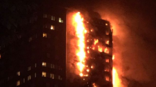 Se eleva a 30 las víctimas fatales tras mega incendio en Edificio de Londres