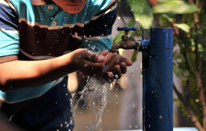 Suspenden clases en la Provincia de San Antonio por corte de agua potable