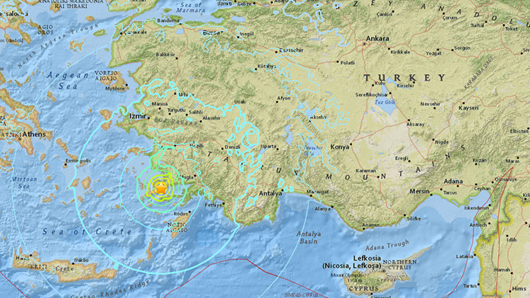 Fuerte Terremoto en Turquía llega a los 6,7 grados Richter
