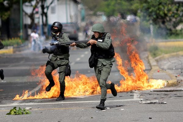 Protestas contra elección de asamblea constituyente en Venezuela dejan 7 muertos