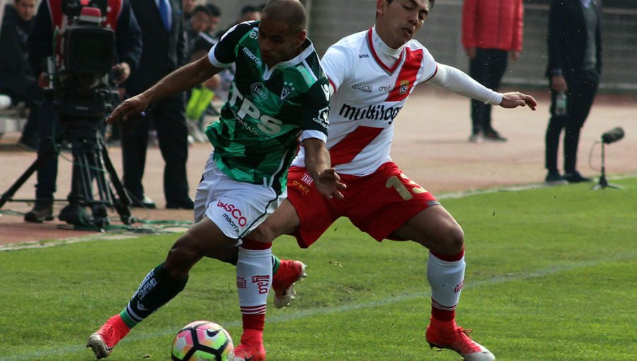 Curicó Unido y Santiago Wanderers repartieron puntos en La Granja