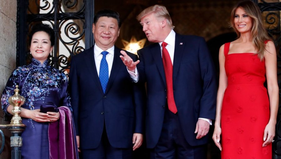 Presidente chino Xi invita a Trump a buscar una solución pacífica con Corea del Norte