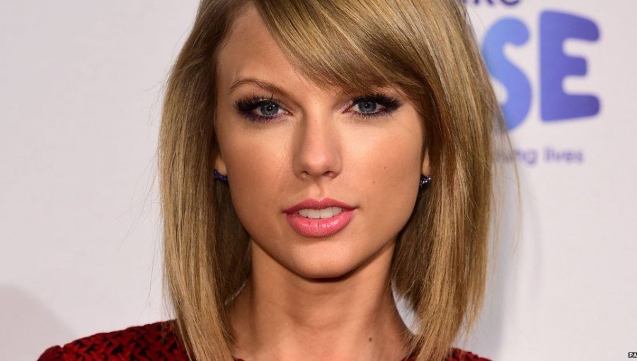 Taylor Swift borra contenido en sus cuentas de redes sociales