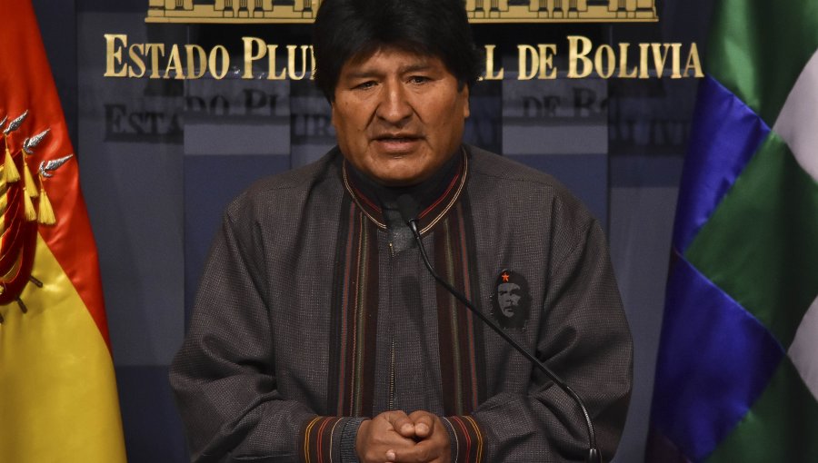 Evo Morales recordó a Violeta Parra en día de su natalicio pidiendo mar para Bolivia