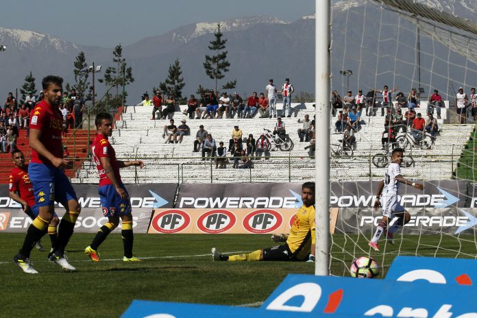 Unión Española cae por 4 tantos a 0 ante un sorpresivo Palestino quien sale del último puesto