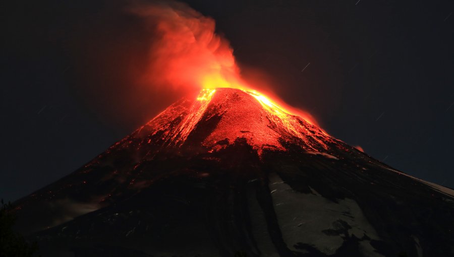 Más de 50 mil personas participan en simulacro de erupción de Volcán Villarrica