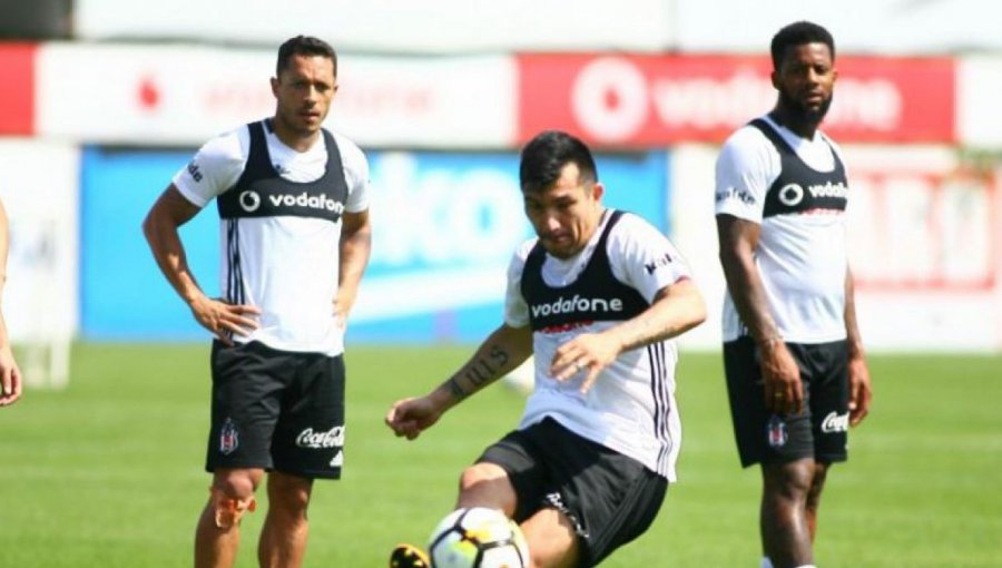 Sin Gary Medel, Besiktas rescató un empate por la Superliga de Turquía