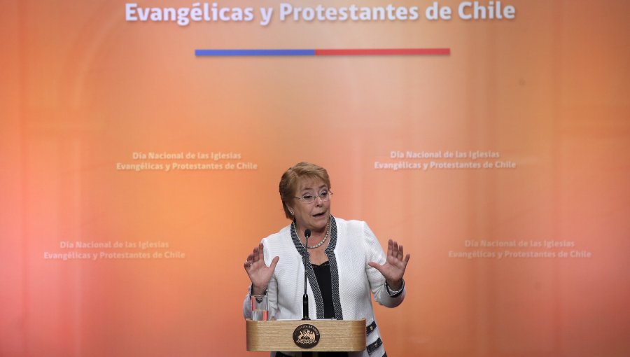 Bachelet conmemora el Día Nacional de las Iglesias Evangélicas y Protestantes