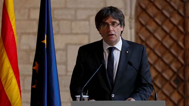 Depuesto líder catalán Puigdemont se entrega a la policía belga