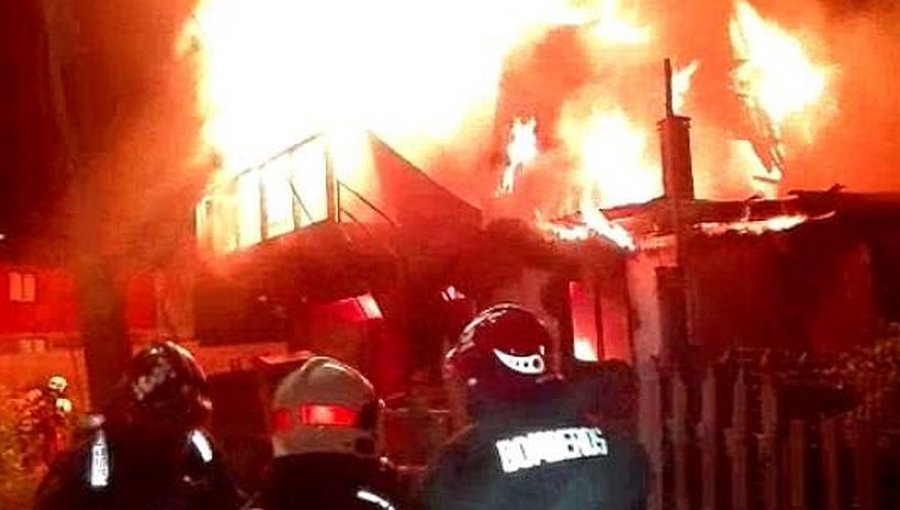 Incendio destruyó casa del sospechoso del triple crimen de Lota: Sería vengaza